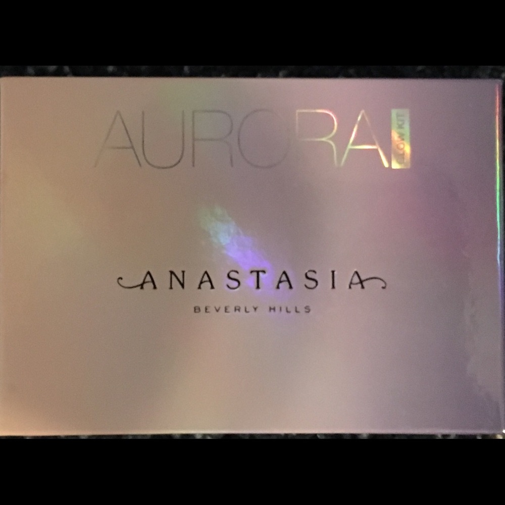 Anastasia of Beverly Hills Glow Kit